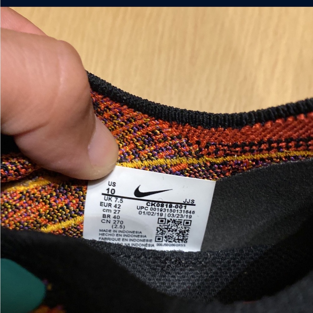 Multi Color Reacts - Picture 2 of 6